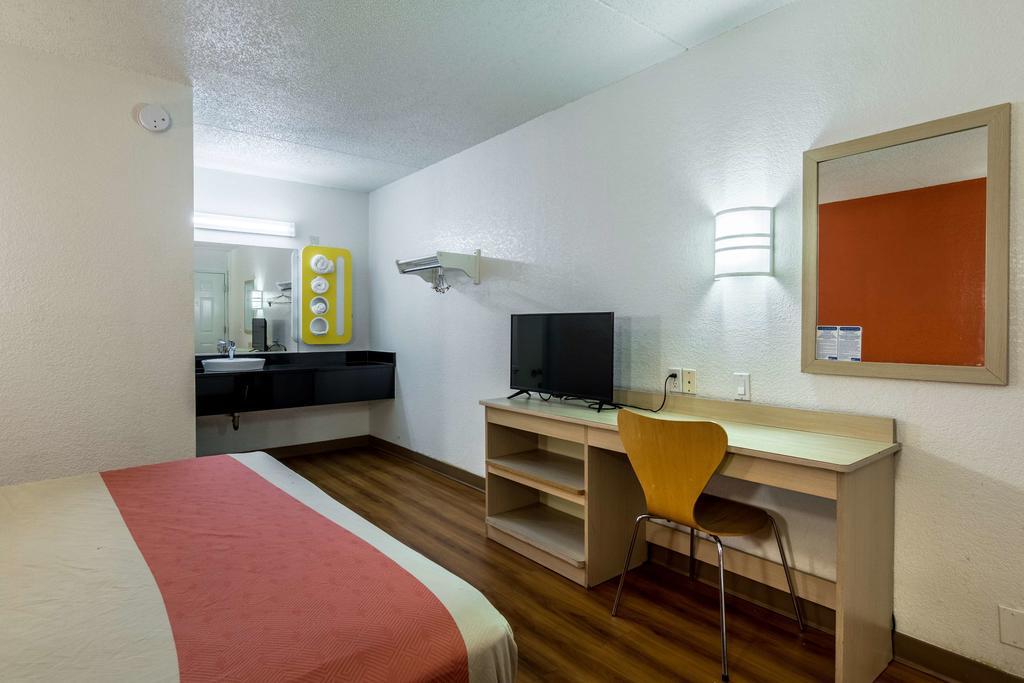Motel 6 Little Rock North Норт-Литл-Рок Экстерьер фото